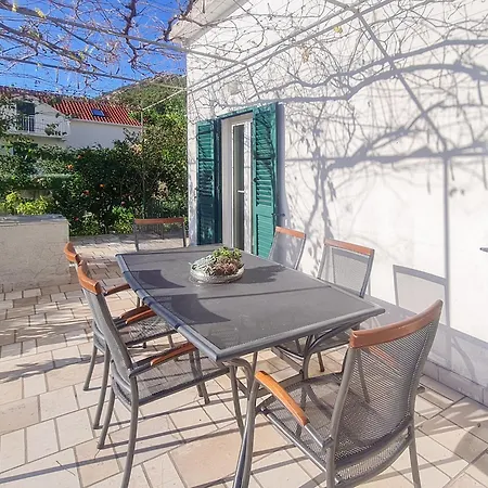 Prázdninový dům Klara Viganj